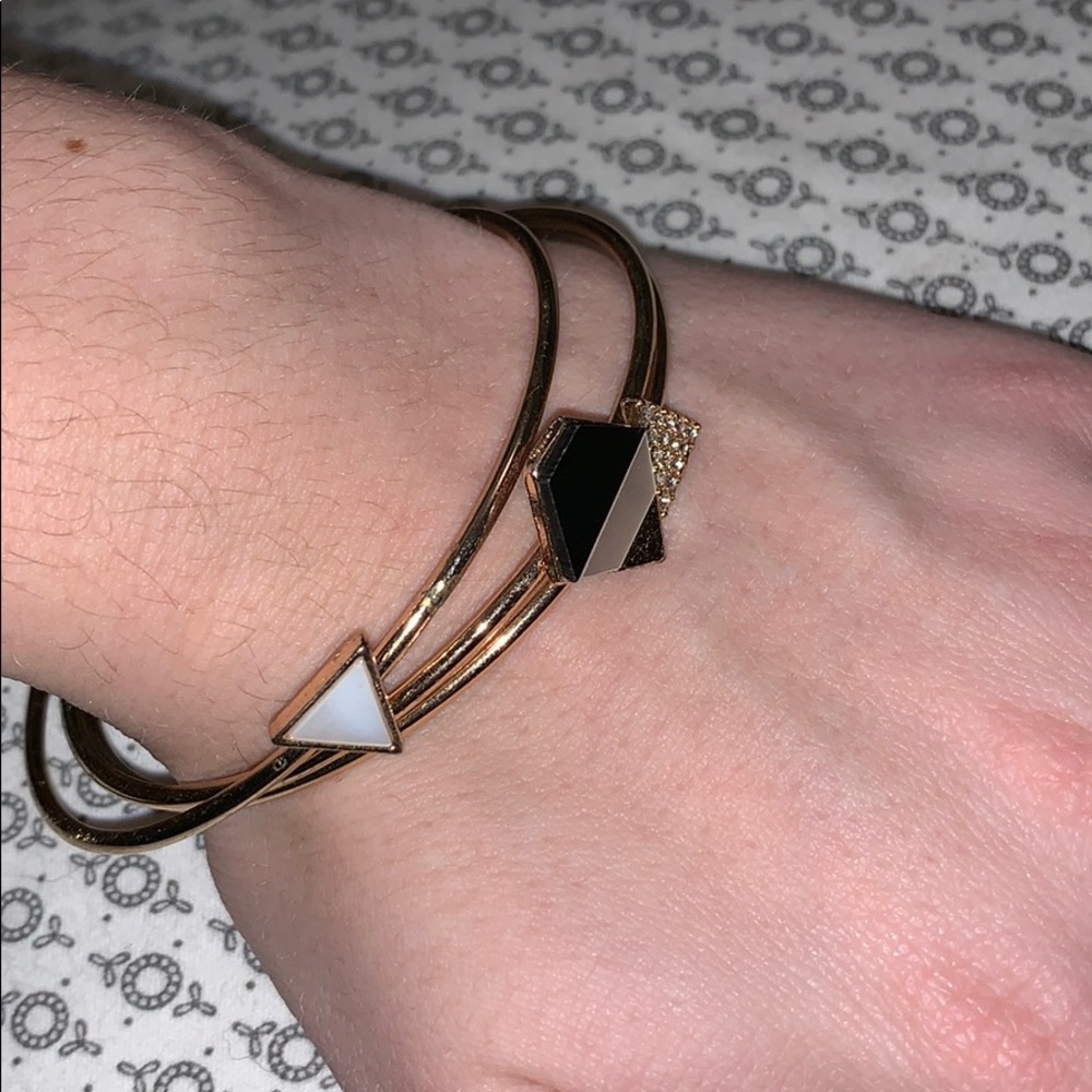 3 piece bangle set!